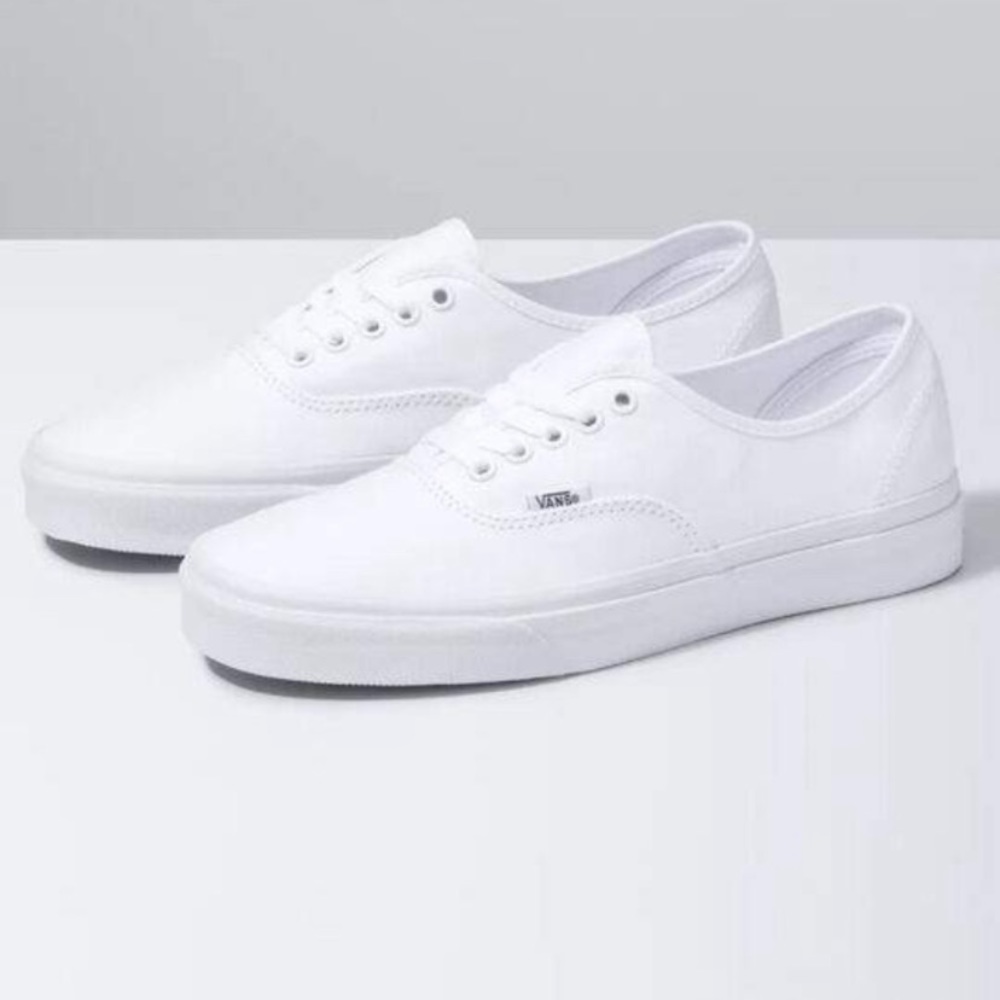 NWT Authentic True White Vans